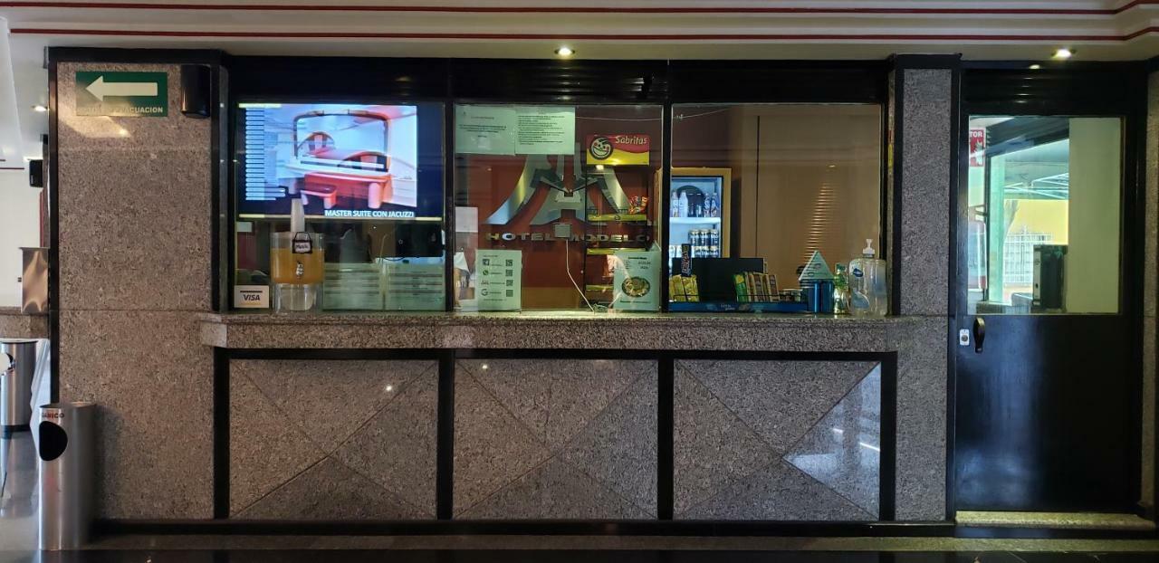 Hotel Modelo メキシコシティ エクステリア 写真